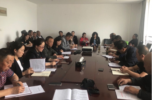 物產(chǎn)配送公司所屬黨支部召開(kāi)&ldquo;不忘初心、牢記使命&rdquo;主題教育專(zhuān)題研討會(huì)